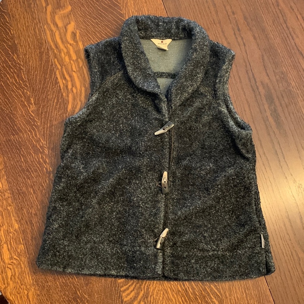Like new Woolrich vest
